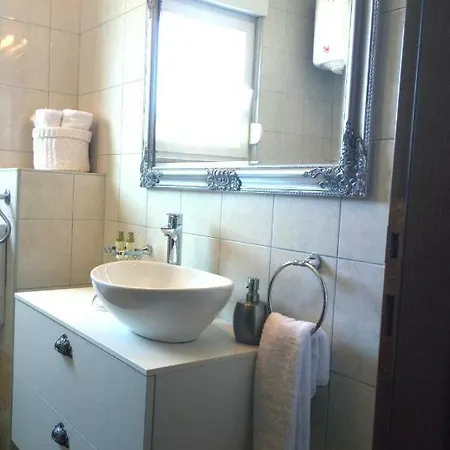 Kristina Apartman *